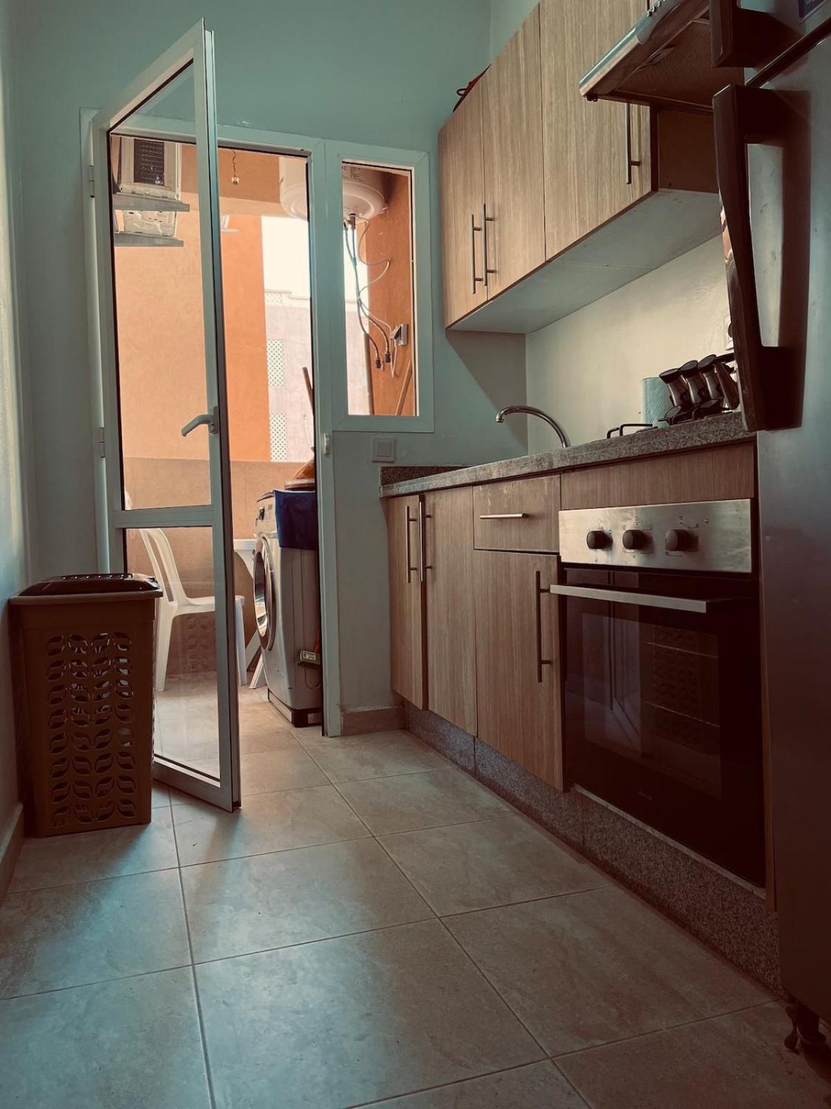 Stylish Near The Centre Apartment *